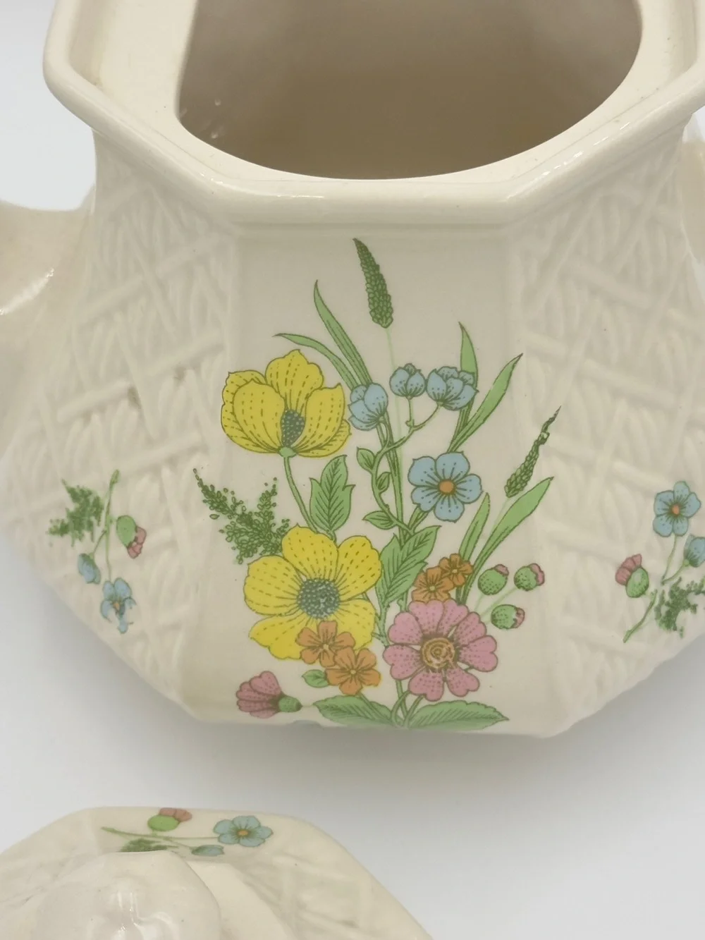 Vintage Sadler Windsor Teapot Basketweave Floral Octagonal Made in England